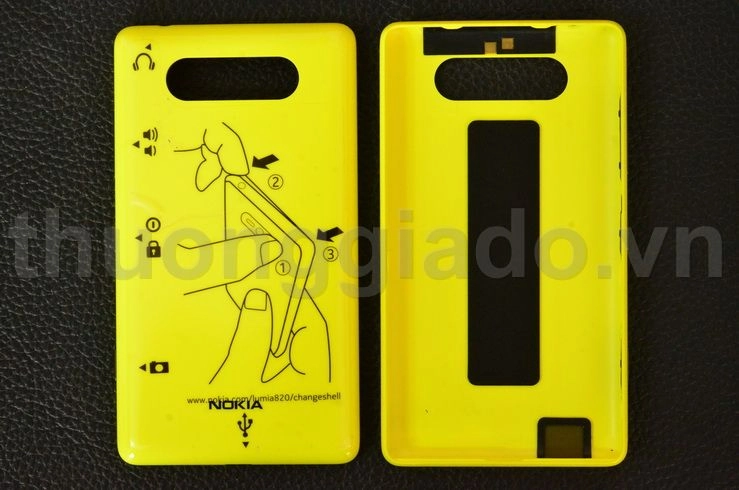 Thay nắp lưng, nắp đậy pin cho Nokia Lumia 820 ( ORIGINAL BACK COVER ) Thay nắp lưng, nắp đậy pin cho Nokia Lumia 820 ( ORIGINAL BACK COVER )